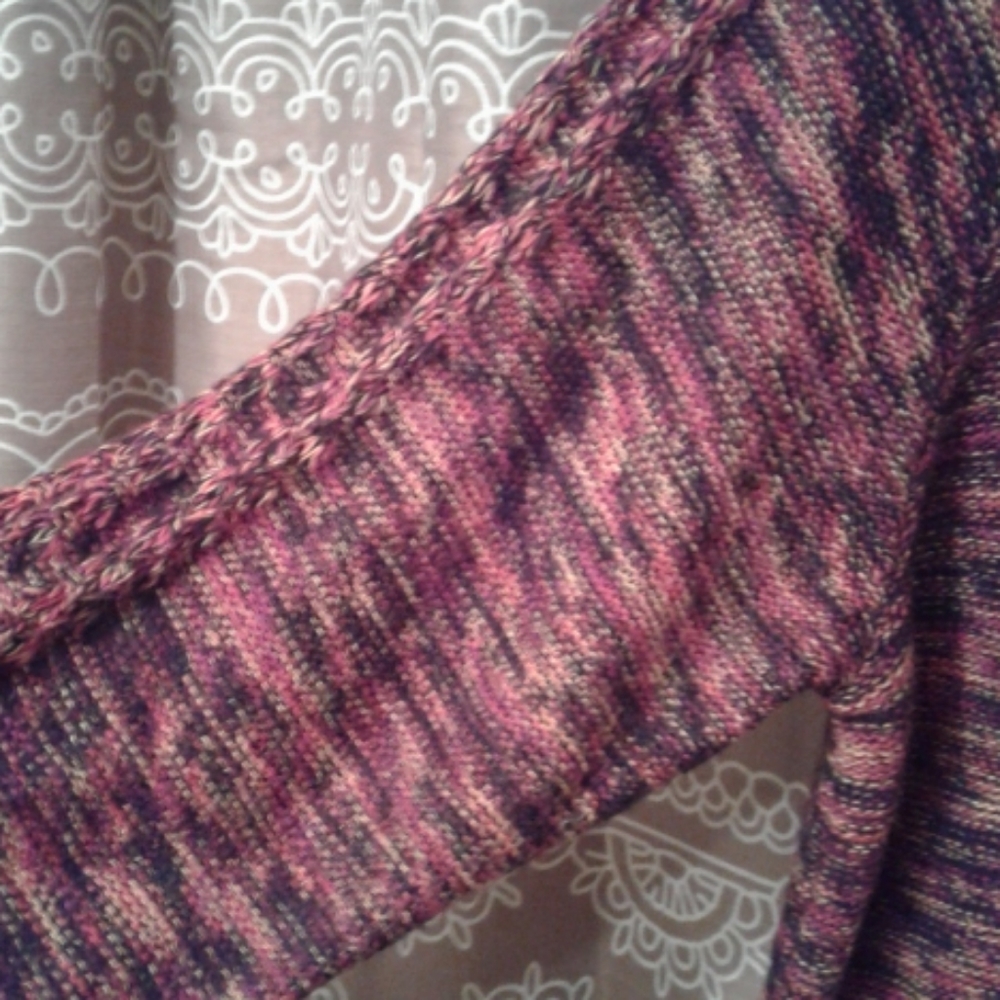 Sweater - Picture 5 of 5